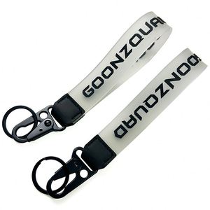 Pulsera de silicona personalizada barata con logo, llavero de goma para la venta - Product Image 3