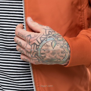 Blouson de Varsity en Satin pour homme, nouveau design de veste de haute qualité rose à imprimé floral, style personnalisé - Product Image 1