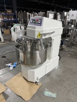 Mélangeur à pâte à vitesse variable avec minuterie intelligente, 50 kg, 130 L, mélangeur à pâte robuste, mélangeur à pâte automatique pour nouilles, pizza, boulangerie