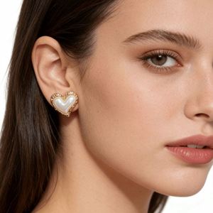 Pendientes de Perlas Colgantes Chapados en Oro para Mujer, Joyería de Moda al por Mayor, Pendientes de Acero Inoxidable con Variedad de Formas de Flores y Corazones - Product Image 5
