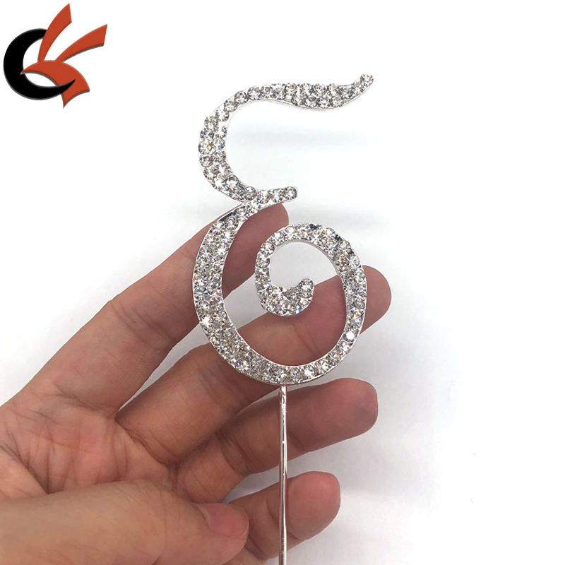 ฐานเงิน E + คริสตัลใส