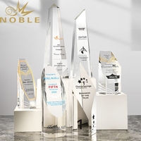 Noble grabado láser personalizado regalos de recuerdo de negocios Torre de cristal obelisco trofeo