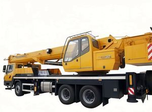 Matériel de levage, grue mobile sur camion de 32 tonnes TC320C5 pour projets de levage lourd - Product Image 4