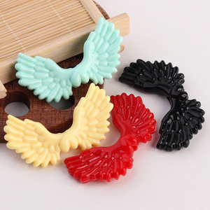 Cuentas acrílicas de 24x28mm de color sólido pintadas con forma de corazón y ala de ángel al por mayor para accesorios de joyería DIY, cadenas para teléfono, pulseras y llaveros - Product Image 2