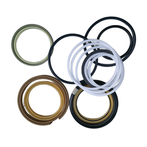 <span class=keywords><strong>Kit</strong></span> di Guarnizioni per Escavatore Komatsu PC200 / PC210 Codice Ricambio <span class=keywords><strong>Kit</strong></span> di Tenuta Idraulica per Cilindro Benna PC200 / PC210 per Impieghi Gravosi - Product Image 1
