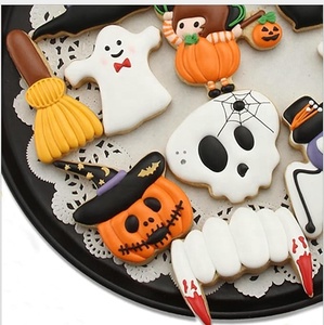Ensemble de découpoirs à biscuits en acier inoxydable pour Halloween, moules à pâtisserie en métal pour décorations de fête - Product Image 5