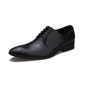 Mocasines de alta calidad hechos de cuero vacuno, ideales para negocios y desplazamientos, con suela suave para un uso casual cómodo para hombres. - Product Image 2