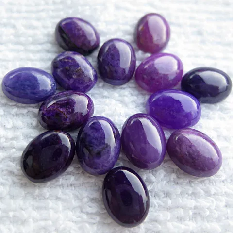 Cabochon de perles de pierres précieuses naturelles de qualité supérieure pour le réglage