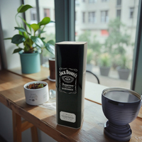 JH Belle boîte de conserve rectangulaire octogonale noire écologique pour le stockage du vin, du whisky et de la vodka pour les sandwichs au pain à mâcher au lait