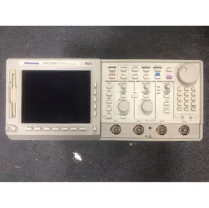 Tektronix TDS 794D quattro canali fosforoso digitale oscilloscopio