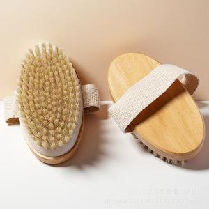 Logo personalizzato a mano ovale bagnato e secco spazzola esfoliante per il corpo pelle di cinghiale di legno e pelle secca spazzola da bagno per il massaggio - Product Image 4