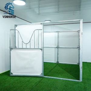 คอกม้ากลางแจ้งแบบพกพาชั่วคราวพร้อมแผ่นผนัง HDPE โครงสร้างชุบสังกะสีและดีไซน์ประกอบง่าย - Product Image 1