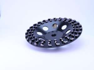 Herramienta de molienda de hormigón con rueda de copa de nuevo estilo negro de <span class=keywords><strong>7</strong></span> <span class=keywords><strong>pulgadas</strong></span> para <span class=keywords><strong>amoladora</strong></span> manual con <span class=keywords><strong>precio</strong></span> de fábrica - Product Image 3