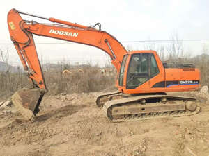Excavatrice sur chenilles DOOSAN DH225LC-7 de 20 tonnes avec chenilles en caoutchouc usagées Mini pelles Composants de roulement focalisés en bon état - Product Image 4