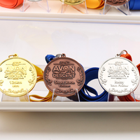 Médailles de sport en métal plaqué or poli sur mesure, finition émaillée frappée à l'outil, personnalisables pour les coureurs étoiles et le bowling