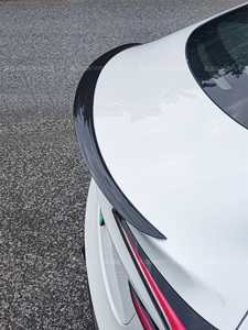 Pour Tesla Model 3 Reconditionné - Kit Carrosserie en Fibre de Carbone de Haute Qualité - Spoiler Avant, Diffuseur Arrière, Diffuseur, Jupes Latérales - Product Image 6