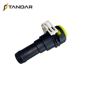 D651-61-240 D65161240 Mazda <span class=keywords><strong>3</strong></span> isıtma boru bağlantıları  kaplin - Product Image 2