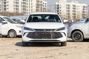 รถยนต์ BYD Qin L DM-i ปี 2026 รุ่นใหม่ ระยะทางวิ่ง 80 กม. รถยนต์พลังงานใหม่แบบปลั๊กอินไฮบริด รถเก๋งสำหรับผู้ใหญ่ BYD DMi Qin L PHEV - Product Image 3