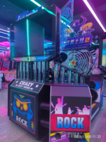 Machine de jeu d'arcade musicale à tambour à pièces d'argent pour centres de divertissement en centre commercial, simulateur de rythme pour centres commerciaux