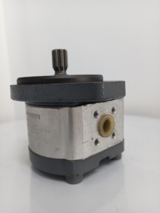 Pompe à engrenages AZPF-11-004RRR20KB-S0081, premier arrivé, premier servi, grand stock prêt à être livré - Product Image 2