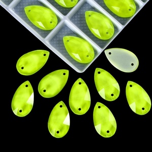 OLeeya 10.5*18mm Strass en verre premium à coudre, pierres de cristal néon en forme de goutte, strass à dos plat à coudre pour costumes et maillots de bain - Product Image 5