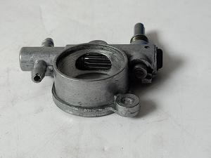 مضخة زيت منشار البنزين UM أصلية لـ 3800، معدنية عالية الجودة بلونها الأصلي، قطع غيار لأدوات الطاقة في الحدائق - Product Image 4