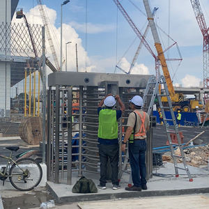 Les tourniquets pleine hauteur sont généralement installés à l'extérieur, mais aussi à l'intérieur. - Product Image 4