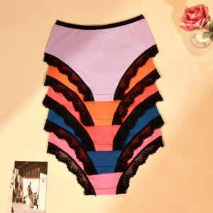 Braguitas Cómodas y Transpirables para Mujer, Diseño de Encaje de Color Sólido, Bragas con Soporte, ODM OEM, Ropa Interior de Tallas Grandes para Mujer - Product Image 3