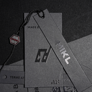 Etiquetas de Ropa Personalizadas de Lujo con Logotipo, Etiquetas Verdes para Ropa, Etiquetas Colgantes de Papel Especial para Camisetas, Chaquetas, Negocios, Reciclables - Product Image 1