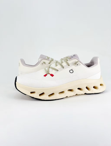 Nouvelles Chaussures de Course Décontractées Cloudtilt 2026 Légères, Respirantes, à Lacets, Antidérapantes en Cuir Verni et Tissu Mesh – Chaussures Tendance - Product Image 6