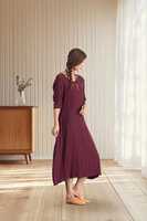 Robe longue noire en coton et lin pour femme, manches courtes, unie, teinte, style minimaliste, avec poches, collection printemps, fournisseur et fabricant B2B en gros