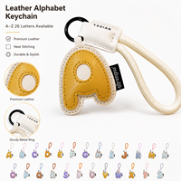 Porte-clés en cuir avec 26 lettres de l'alphabet, joli pendentif lettre initiale, breloque de sac, accessoire de voiture en PU, cadeau pour couple et amis