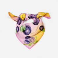 Écharpe en soie imprimée d'un côté, motif fruits légers et frais, personnalisable