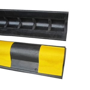 Protezioni angolari Decorative per il traffico stradale - Product Image 2