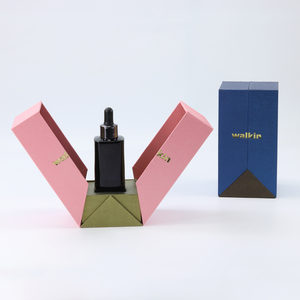 Scatole Rigide per Profumi Personalizzate con Logo in Lamina d'Oro, Imballaggio in Cartone con Inserto Fustellato - Product Image 1