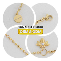 KINDLOVEHEART Bracelet Cœur Délicat Plaqué Or 18K avec Chaîne d'Extension Réglable, Breloque Abeille Polie, Bijou Empilable