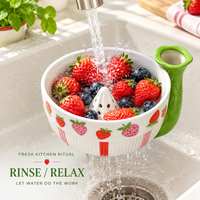 Bol de service en céramique avec poignée, motif fraise, pour salade de fruits, céréales, soupe, pour la maison, la cuisine, la vente au détail, OEM personnalisé