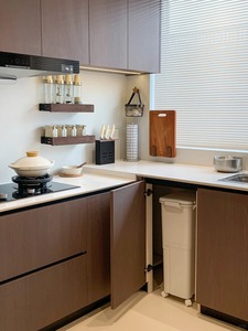 Set di Mobili da <span class=keywords><strong>Cucina</strong></span> in Legno dal Design Moderno Disponibili con Colori e <span class=keywords><strong>Dimensioni</strong></span> Personalizzabili - Product Image 4