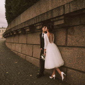 Abito da sposa <span class=keywords><strong>corto</strong></span> a maniche lunghe <span class=keywords><strong>con</strong></span> scollo a V profondo, in <span class=keywords><strong>tulle</strong></span>, linea ad A, per matrimonio casual - Vendita all'ingrosso - Product Image 4