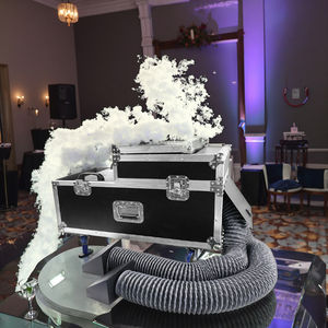 3000w מכונת ערפל קרח יבשה אוטומטית לחתונות מחולל עשן אלומיניום מבוקר מרחוק - Product Image 4