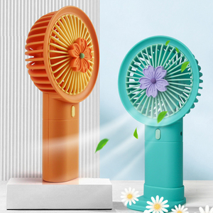 Ventilateur portable léger rechargeable USB en plastique pour l'été, mini-ventilateur de poche pour voiture - Product Image 1