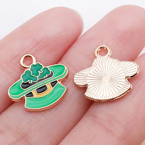 Colgantes de aleación de zinc con diseño de trébol de cuatro hojas irlandés de dibujos animados vintage, botas, sombrero de copa y globo de la SUERTE, accesorios de joyería DIY - Product Image 6