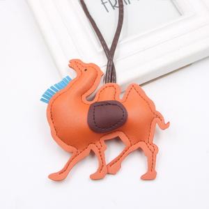 Vente directe d'usine, porte-clés en cuir PU, cordon de collier de chameau du désert, pendentif pour sac à dos, souvenir de voyage sur la Route de la Soie, accessoire - Product Image 3