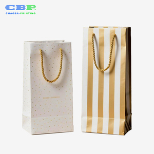 Sac cadeau de luxe CBP pour bouteille de vin, imprimé à pois et rayures dorées, grand sac en papier pour vin, spiritueux, champagne, OEM ODM - Product Image 1
