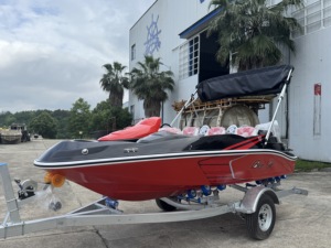 Mini yacht de 4,6 m de longueur avec moteur hors-bord, homologué CE, 4 places, jet ski, mini bateau de pêche, couleur <span class=keywords><strong>noir</strong></span> et rouge, bateau à vagues, rivière, océan - Product Image 2