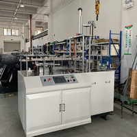 Machine de thermoformage de boîtes d'emballage alimentaire de plateau de gâteau de déjeuner enduit de PE simple automatique à grande vitesse