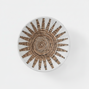 Angkor Natural White Seagrass Wall Art Peintures murales élégantes pour la décoration intérieure - Product Image 1