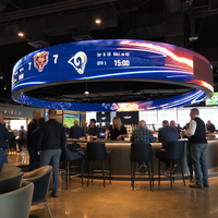 Écran LED flexible P3 personnalisé, mur vidéo incurvé pliable pour scène, salle d'exposition, bar, salle d'événements et publicité intérieure