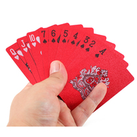 Cartes de poker promotionnelles personnalisées en plastique durable et portables pour le divertissement familial
