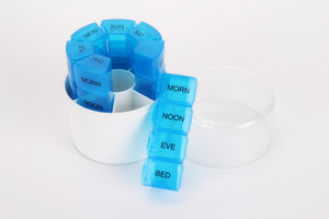 Hộp Sắp Xếp Thuốc Viên Tròn 7 Ngày Tự Động Thông Minh Du Lịch Bằng Nhựa Có Ngăn - Product Image 3